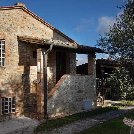 Alloggio per agriturismo Tenuta Decimo - Il Borgo Di Mariano *