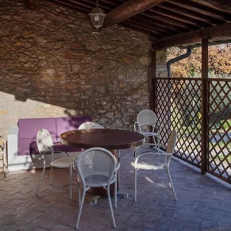 Alloggio per agriturismo Tenuta Decimo - Il Borgo Di Mariano *