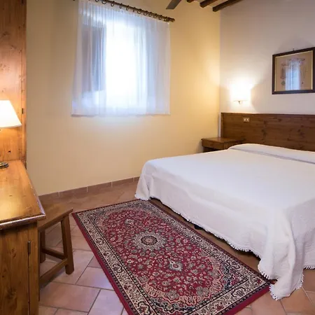 Alloggio per agriturismo Tenuta Decimo - Il Borgo Di Mariano