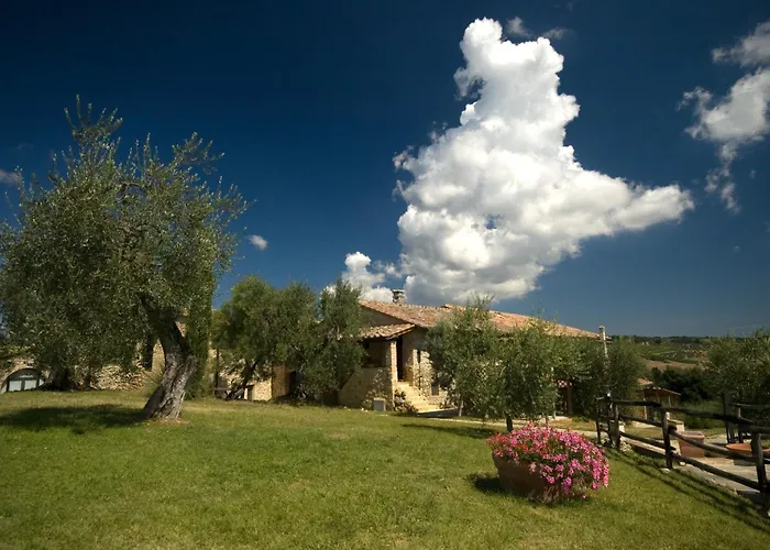 Фермерский дом Tenuta Decimo - Il Borgo Di Mariano Сан-Джиминьяно